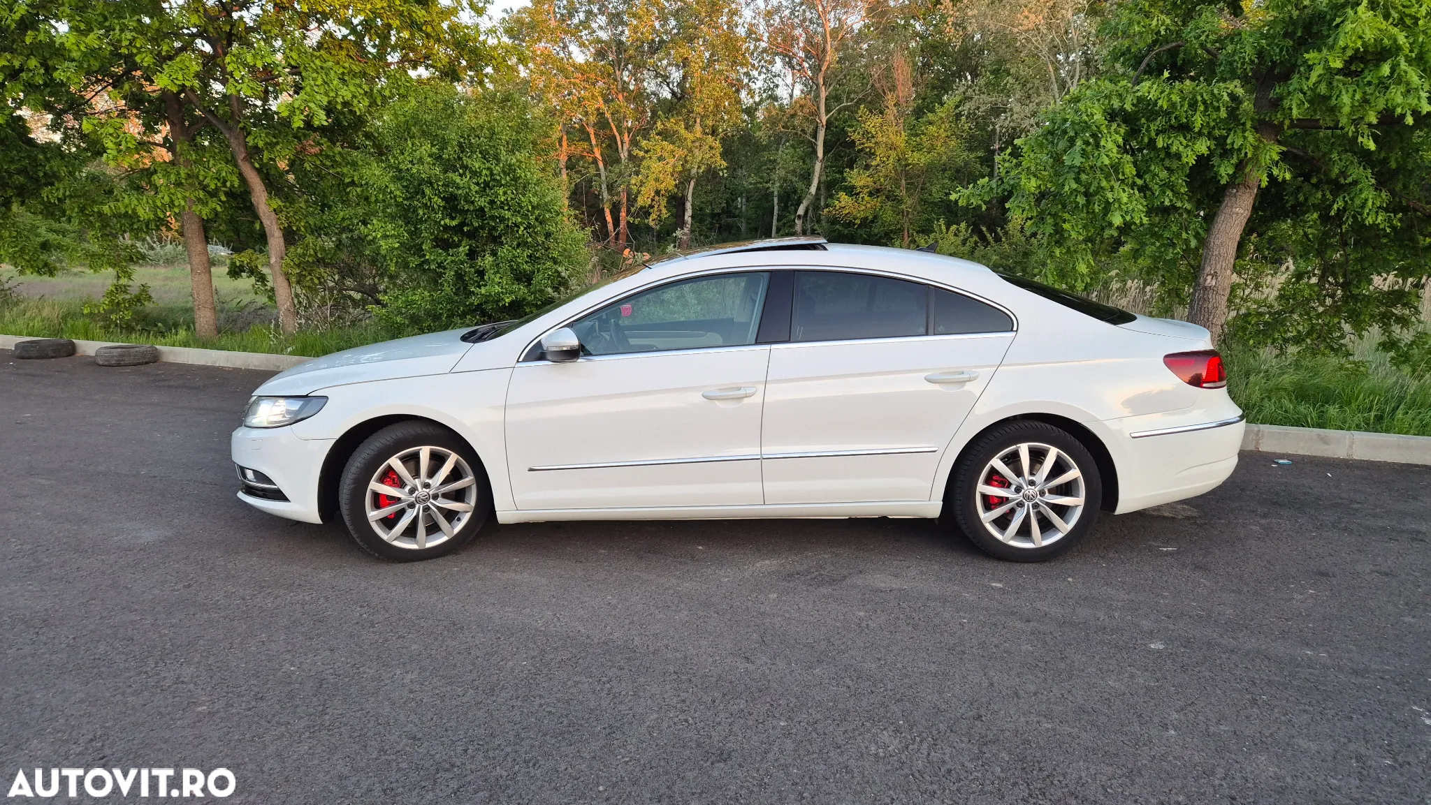Volkswagen Passat CC 2.0 TDI DSG BMT - 2