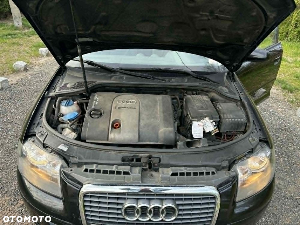 Audi A3 Sportback 1.6 FSI Ambition - 4