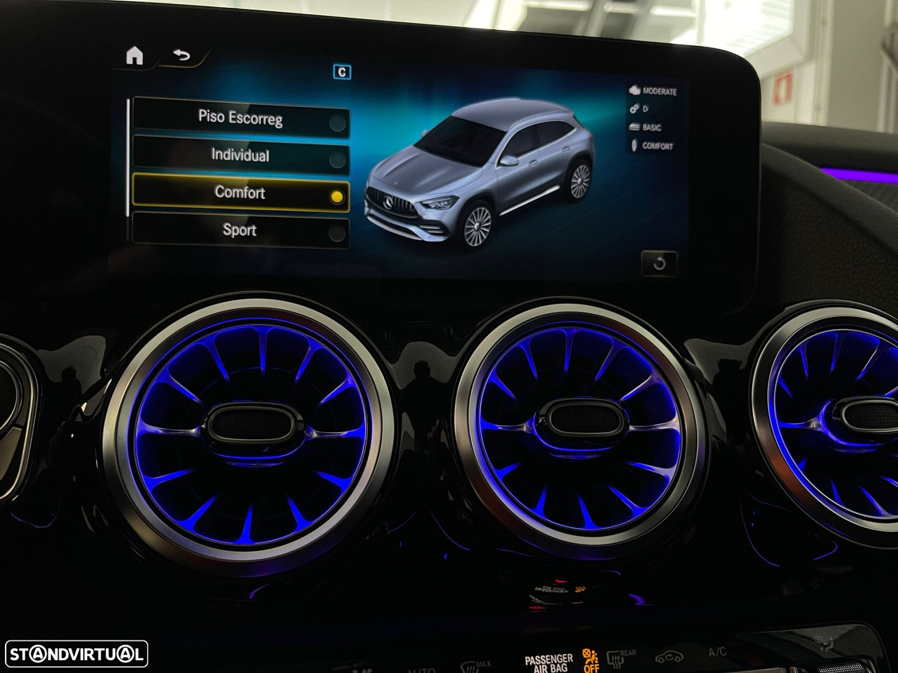 Mercedes-Benz GLA 35 AMG 4Matic - 33