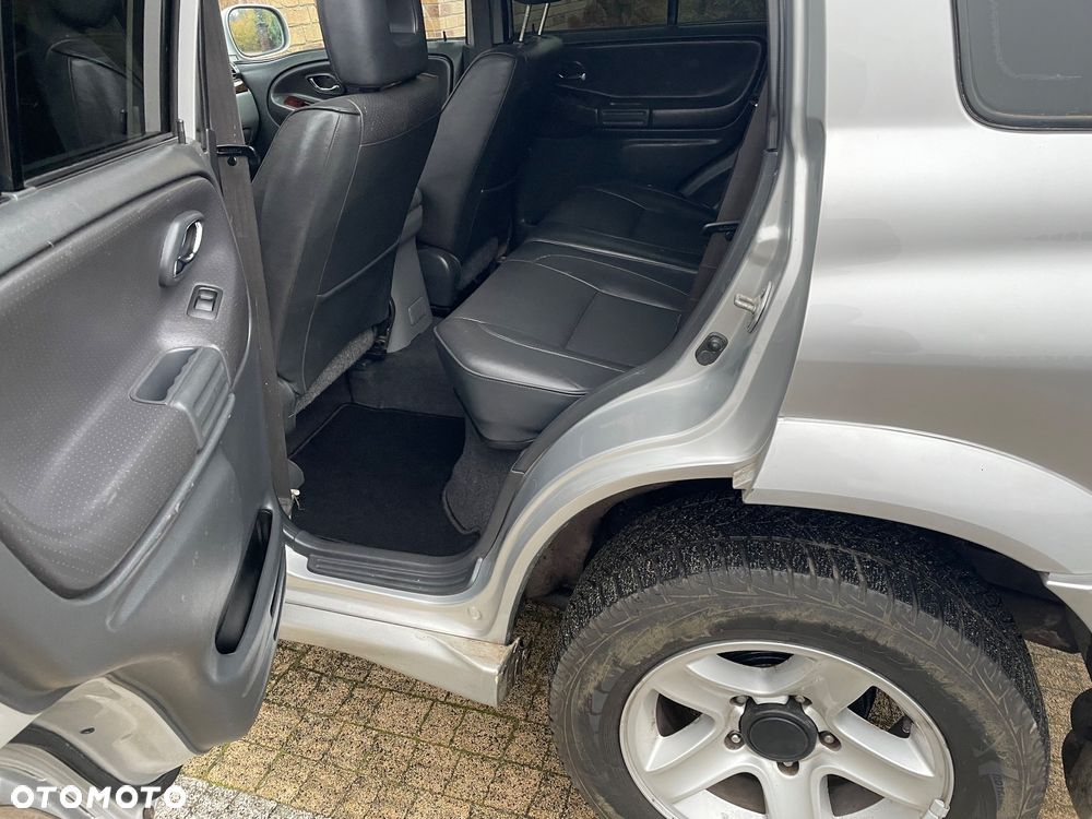 Suzuki Grand Vitara 2.0 Special Edition - 8
