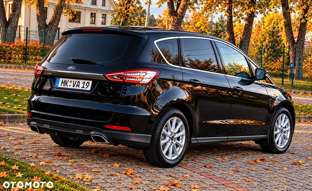 Ford S-Max 2.0 TDCi Titanium PowerShift - 4