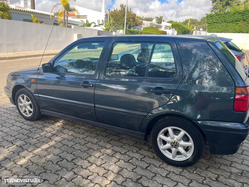 VW Golf - 1