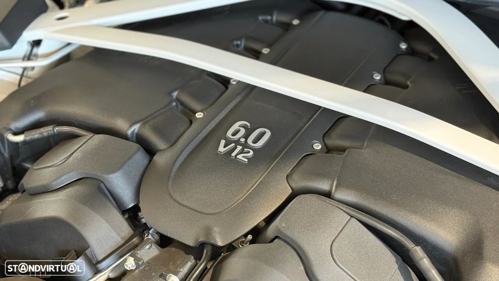 Aston Martin Vanquish S Coupe - 41