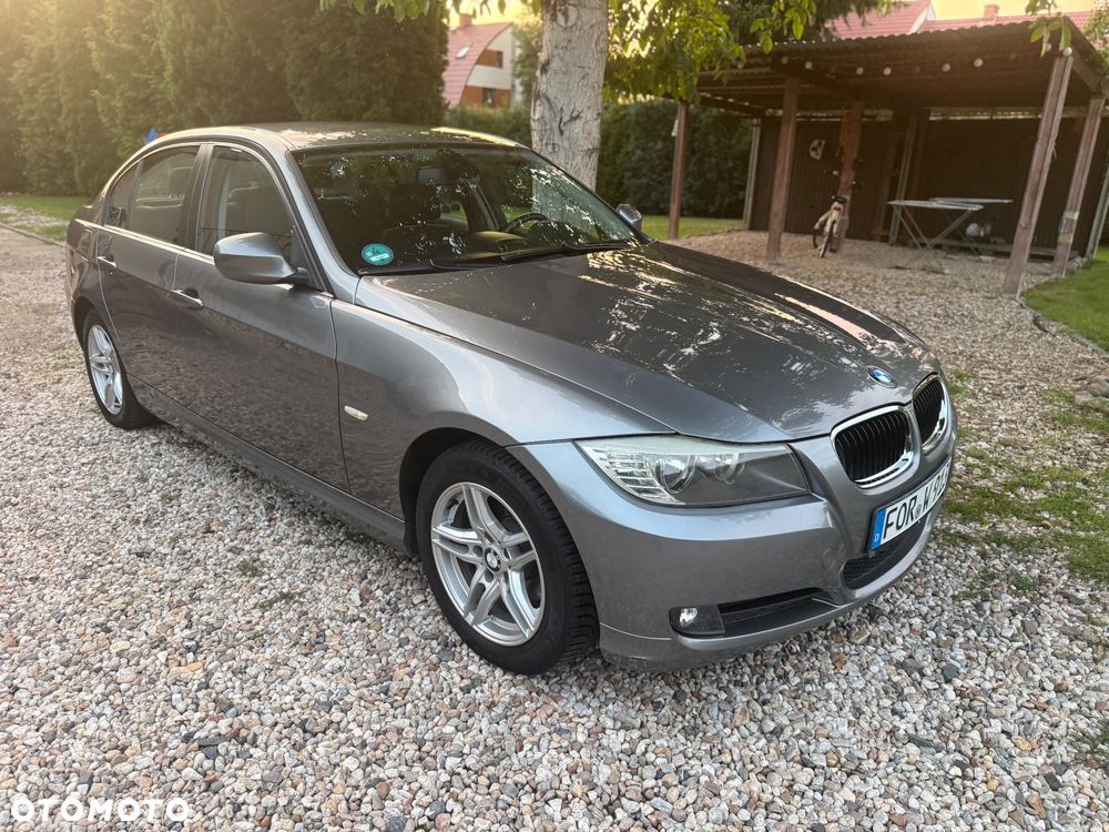BMW Seria 3 320i Edition Exclusive - 13