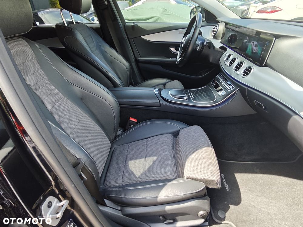 Mercedes-Benz Klasa E 220 d 4-Matic Avantgarde - 13