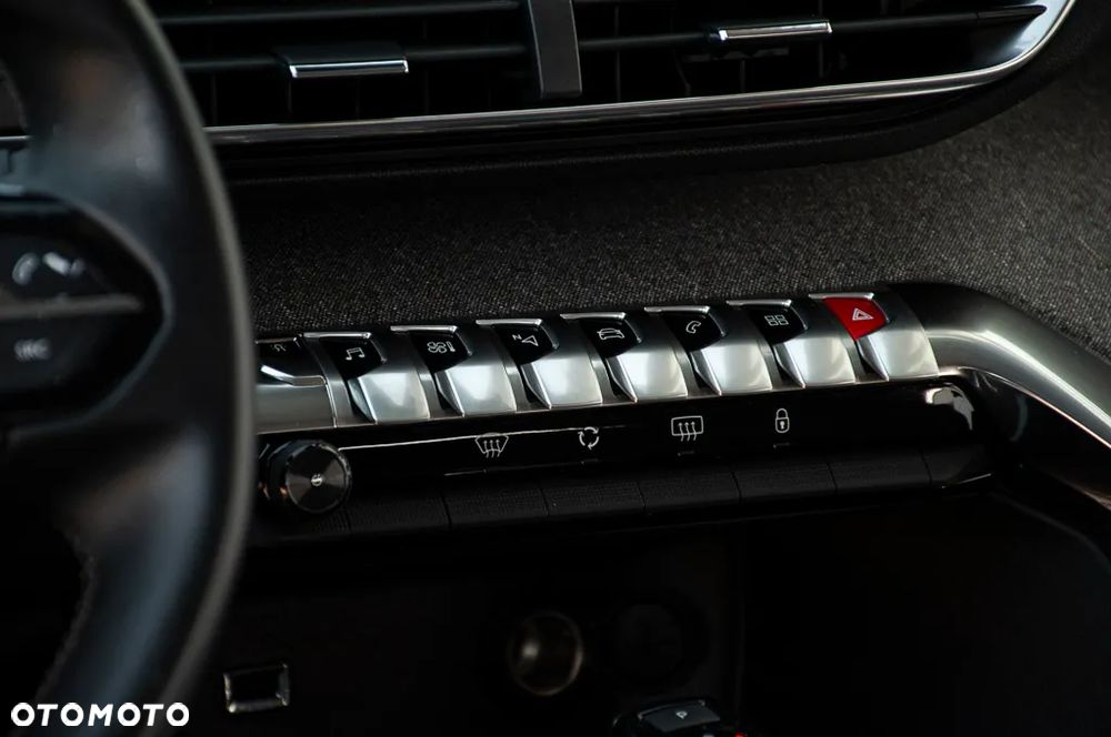 Peugeot 3008 PureTech 130 Stop & Start EAT6 Allure - 26