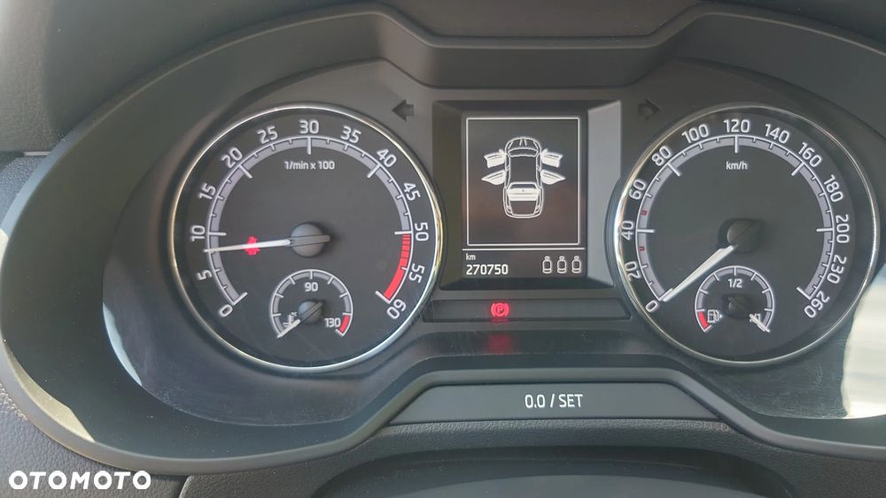 Skoda Octavia 1.6 TDI Active EU6 - 10