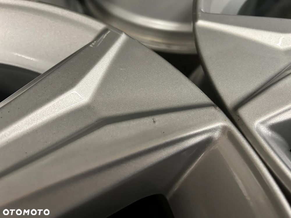 Alufelgi Toyota Avensis III, CH-R, Rav 4, Corolla 17 cali 5x114,3 4szt. Ładne! z czujnikami! - 14