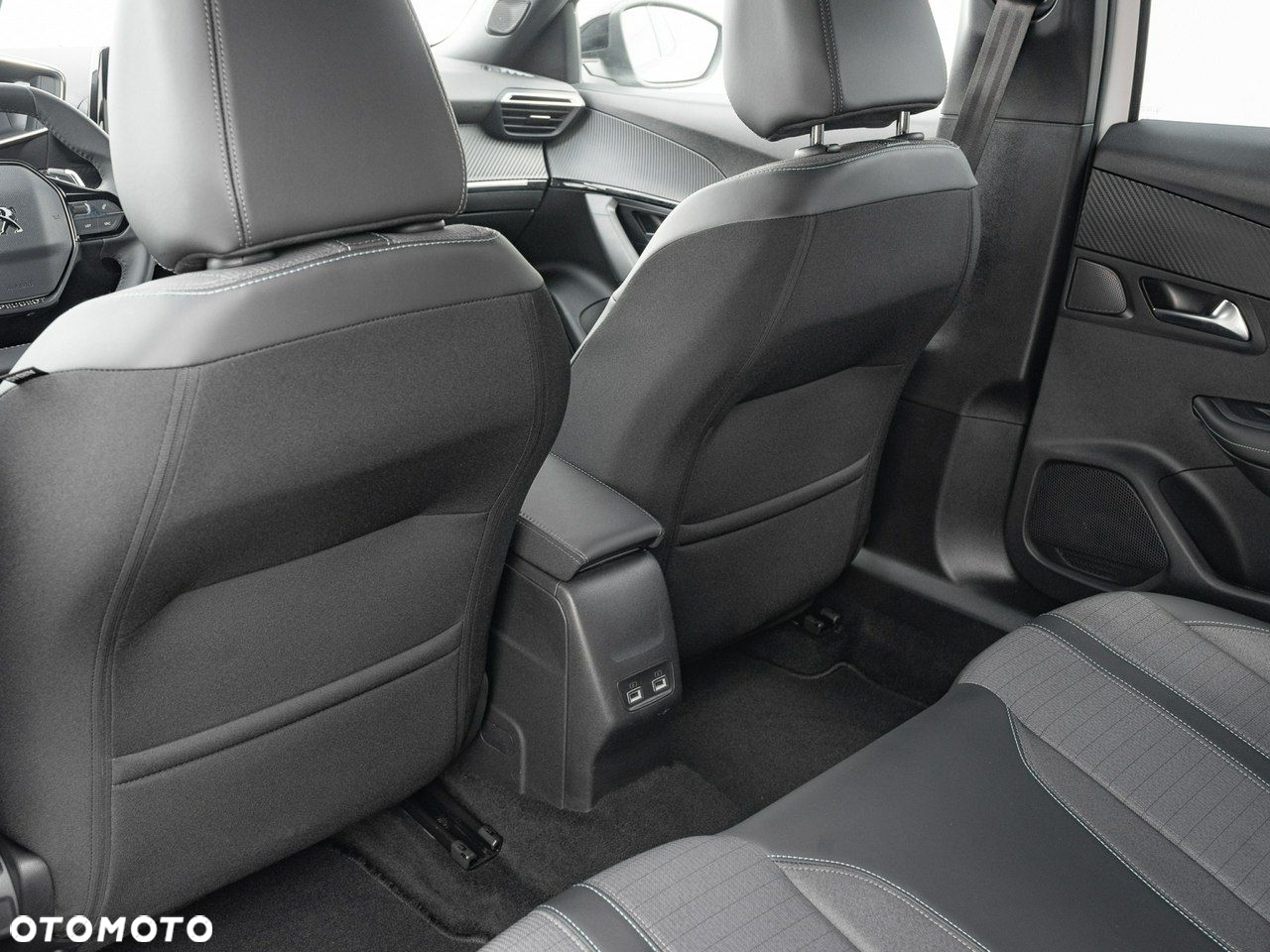 Peugeot 2008 1.2 PureTech Allure Pack S&S EAT8 - 25