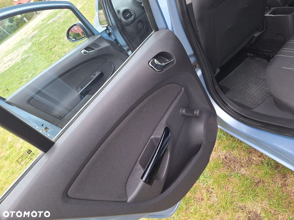 Opel Corsa 1.4 16V Cosmo - 13