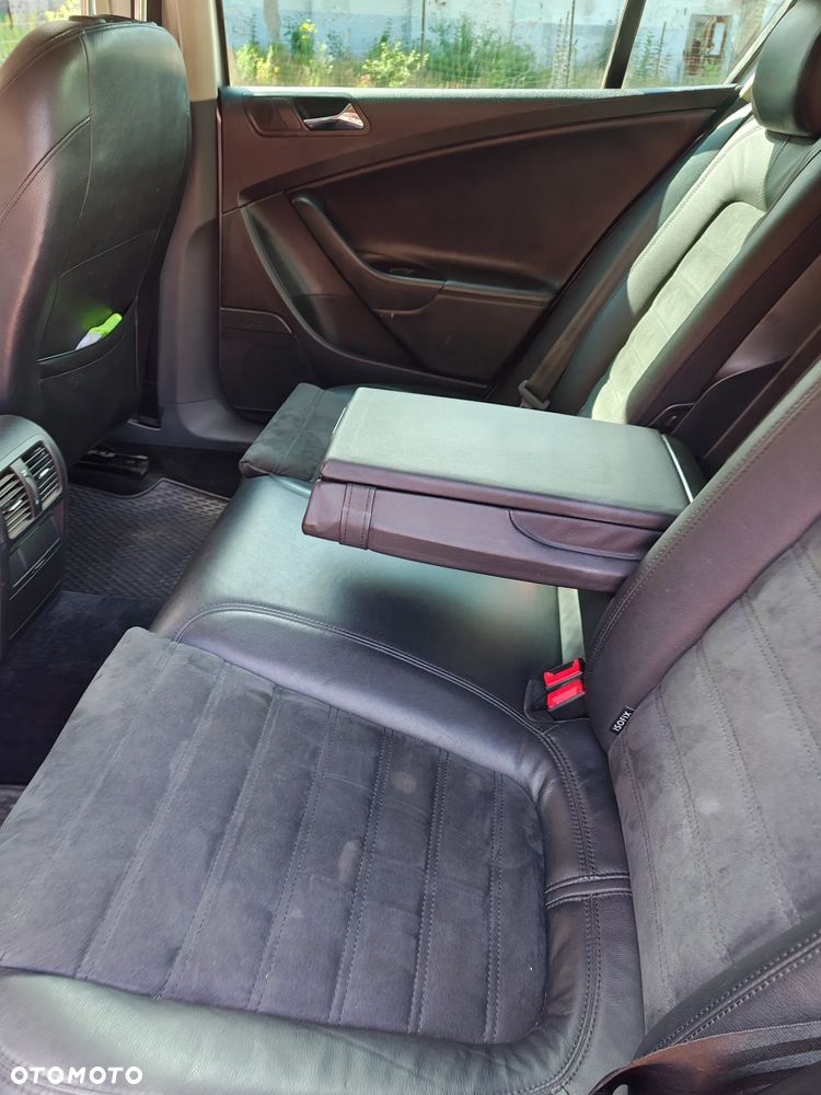 Volkswagen Passat 2.0 TDI DPF DSG Individual - 9