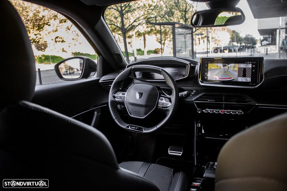 Peugeot e-2008 GT - 33