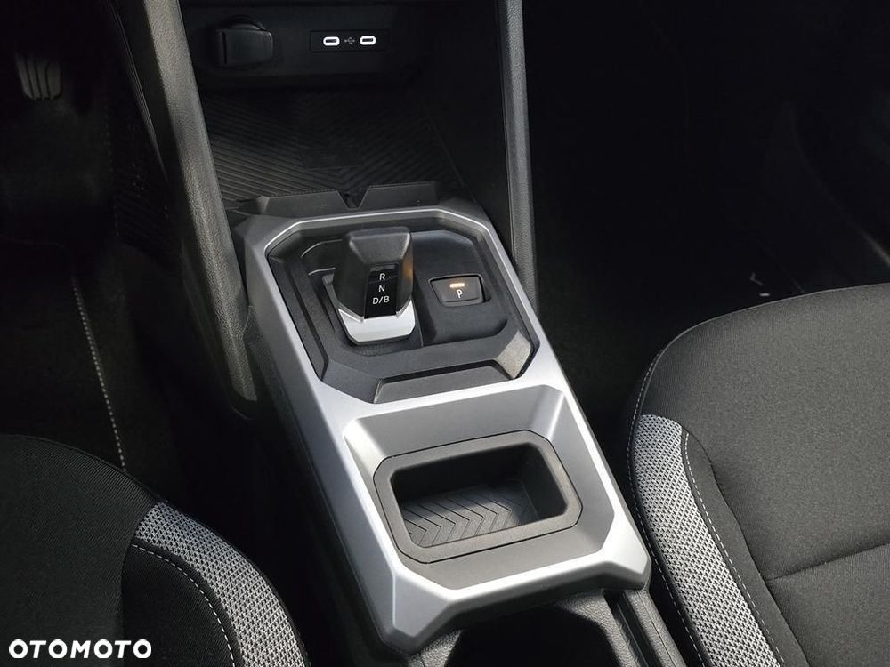 Dacia Duster 1.8 Full Hybrid 155 Journey MMT - 21