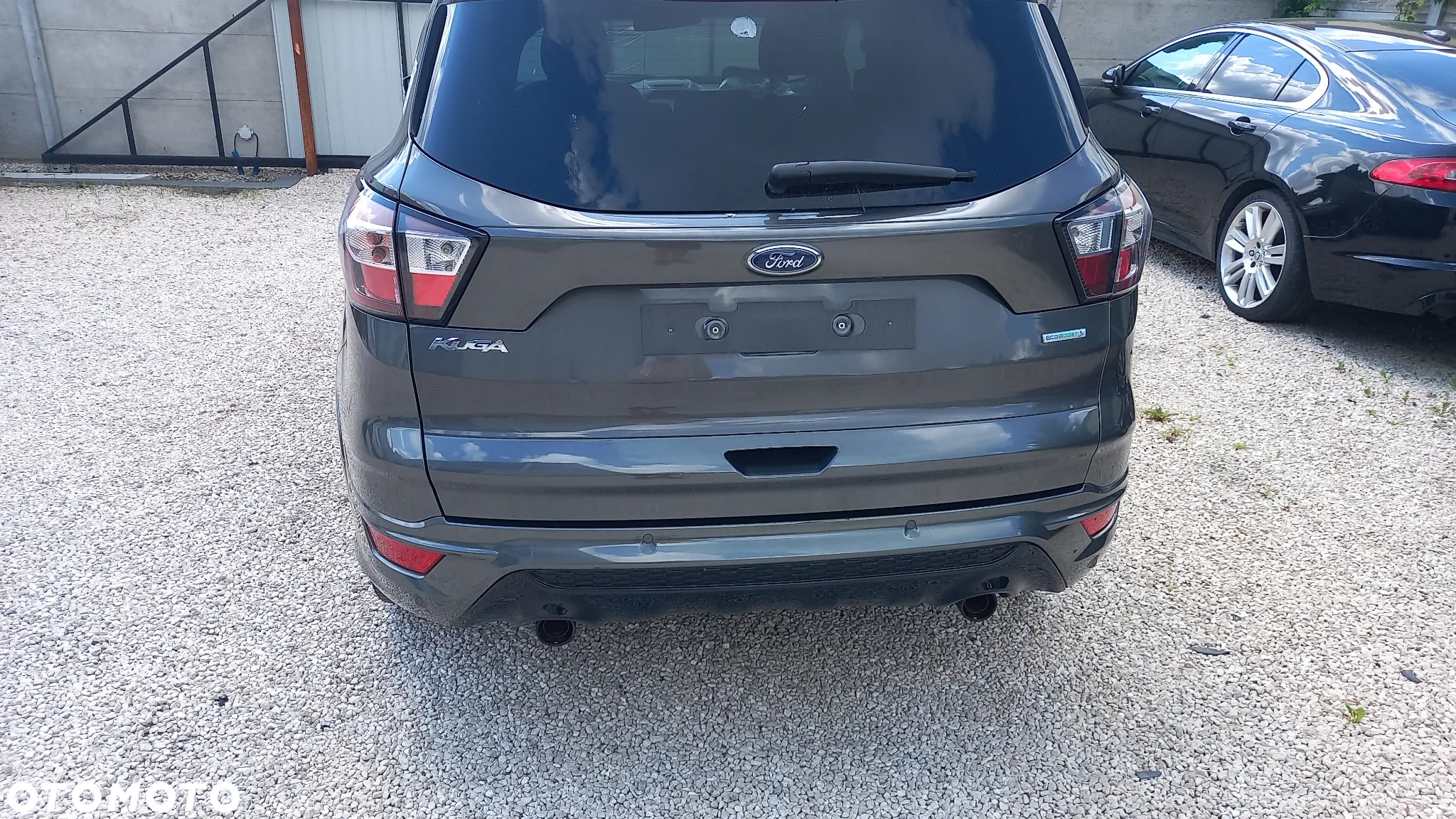 Ford Kuga - 10
