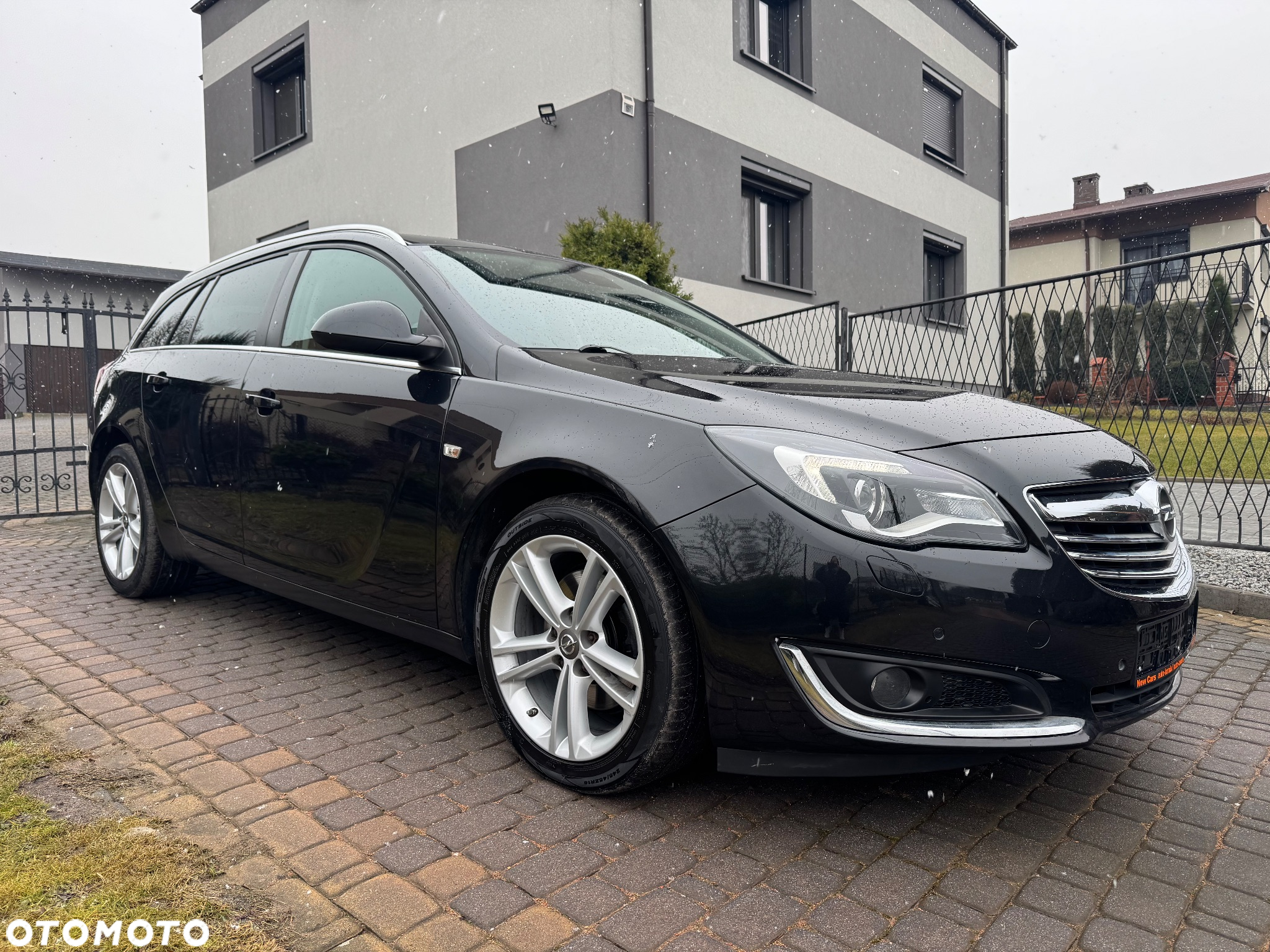 Opel Insignia 2.0 CDTI 4x4 Sports Tourer - 3