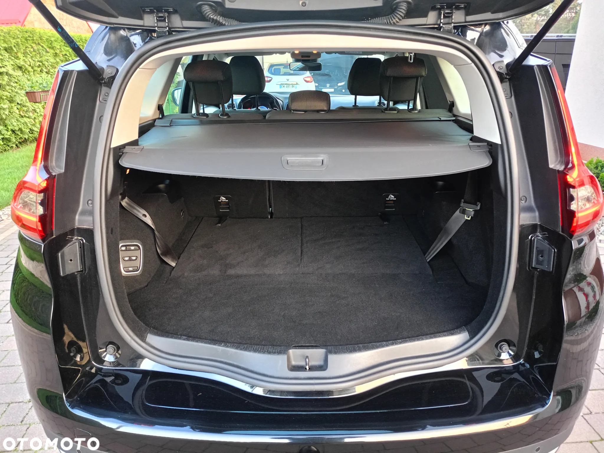 Renault Scenic 1.6 dCi Energy Limited - 13