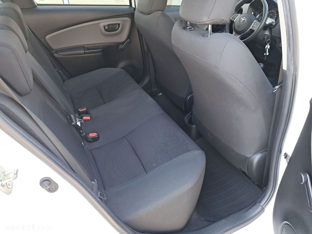 Toyota Yaris - 13