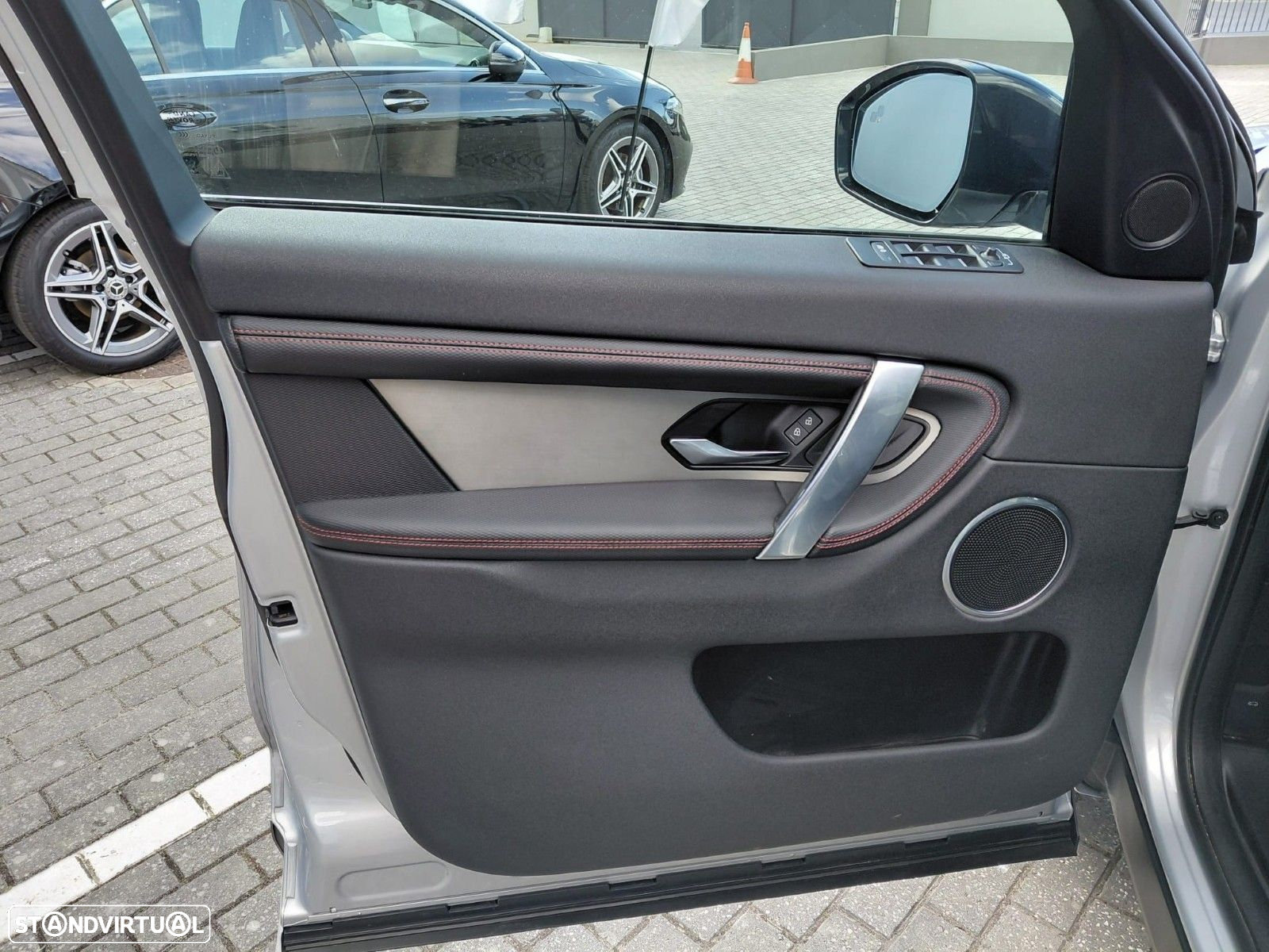 Land Rover Discovery Sport - 5