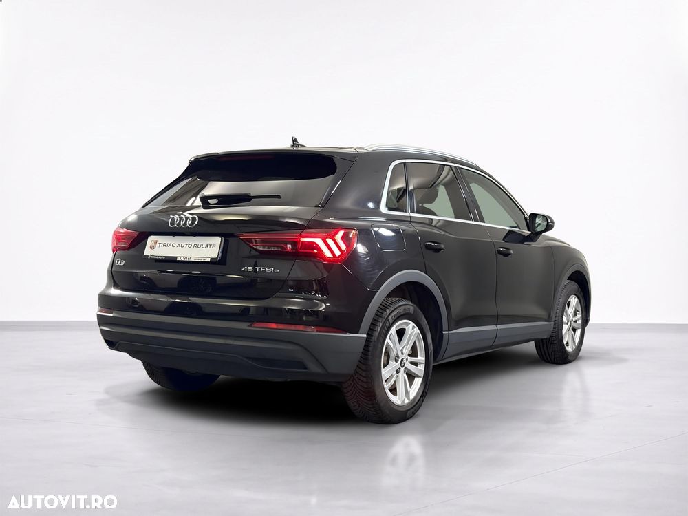 Audi Q3 45 TFSIe S tronic - 6