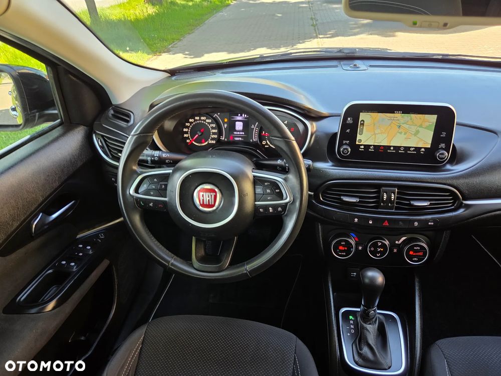 Fiat Tipo 1.6 MultiJet DCT Lounge - 8