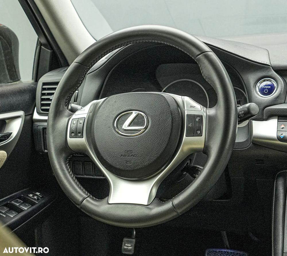 Lexus CT 200h Aut. Executive - 18