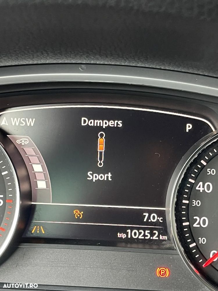 Volkswagen Touareg - 11