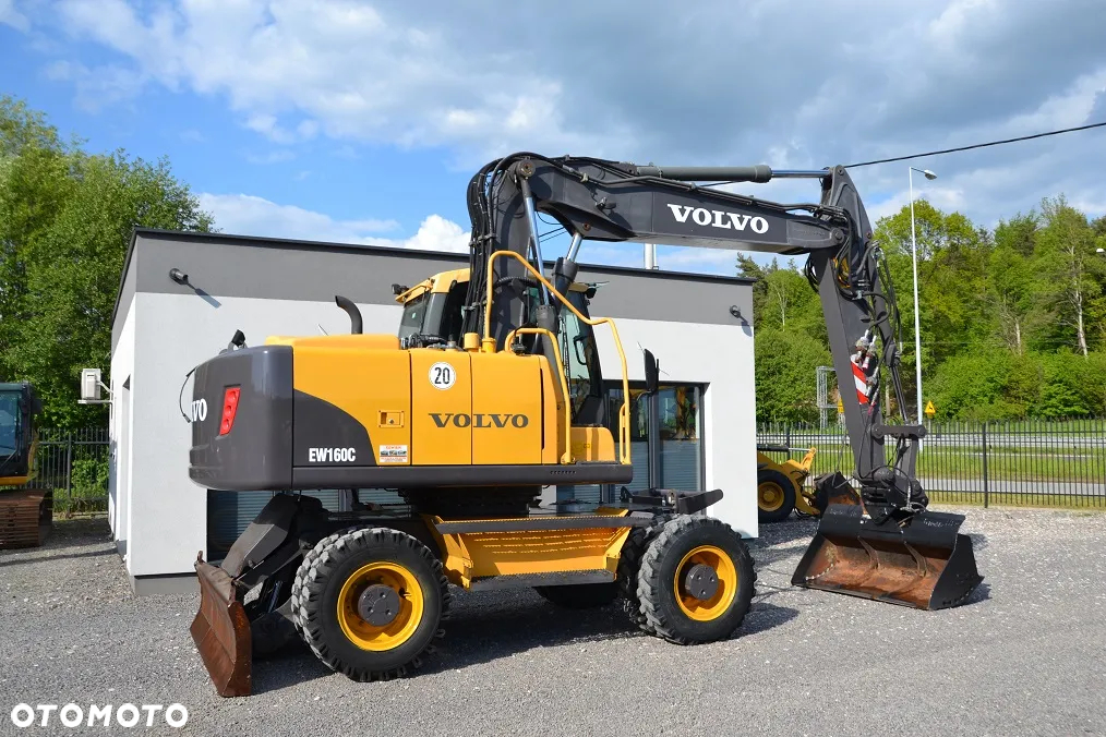 Volvo EW 160 C - 12