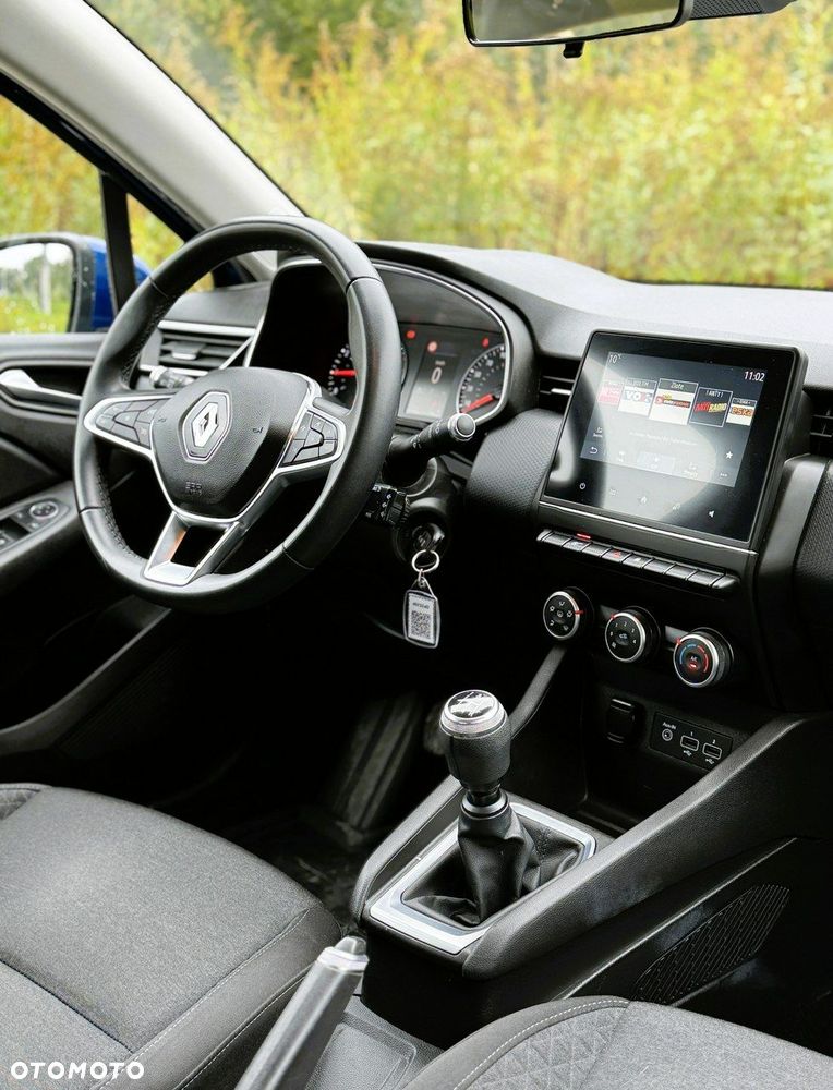 Renault Clio - 24