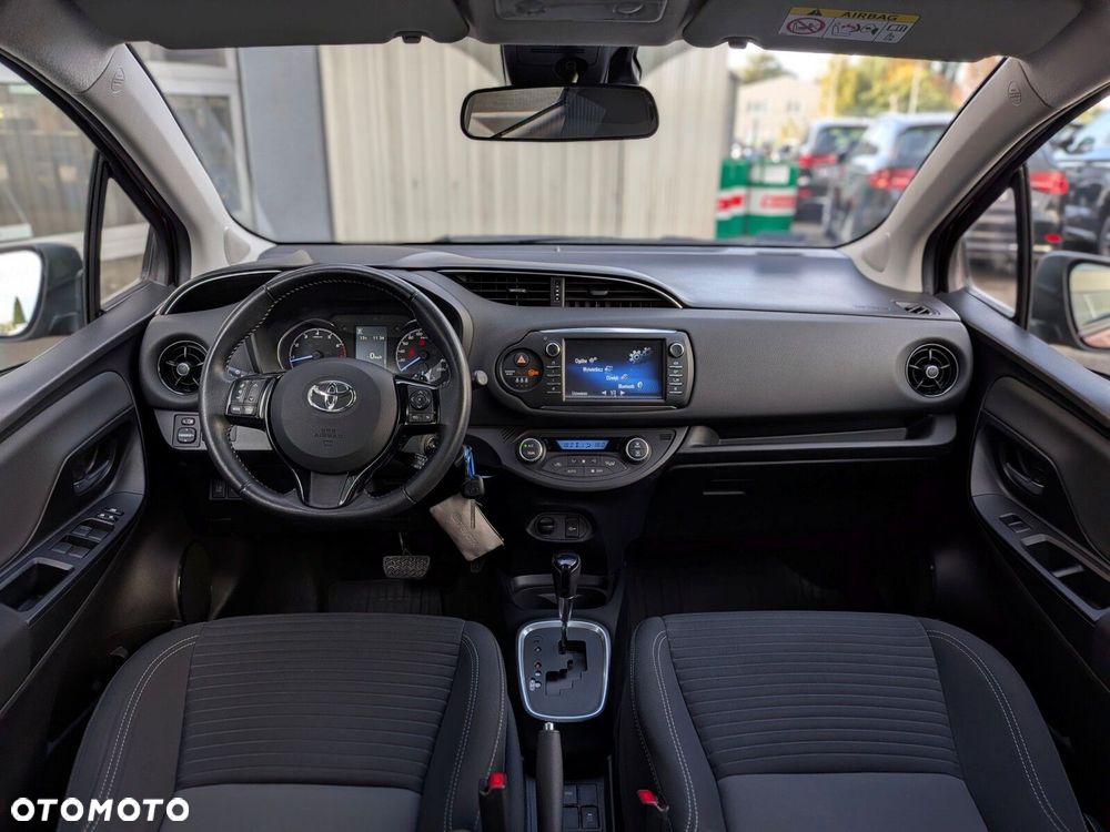 Toyota Yaris 1.5 Premium CVT - 14