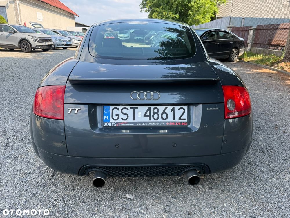 Audi TT Coupé 1.8T Quattro - 10