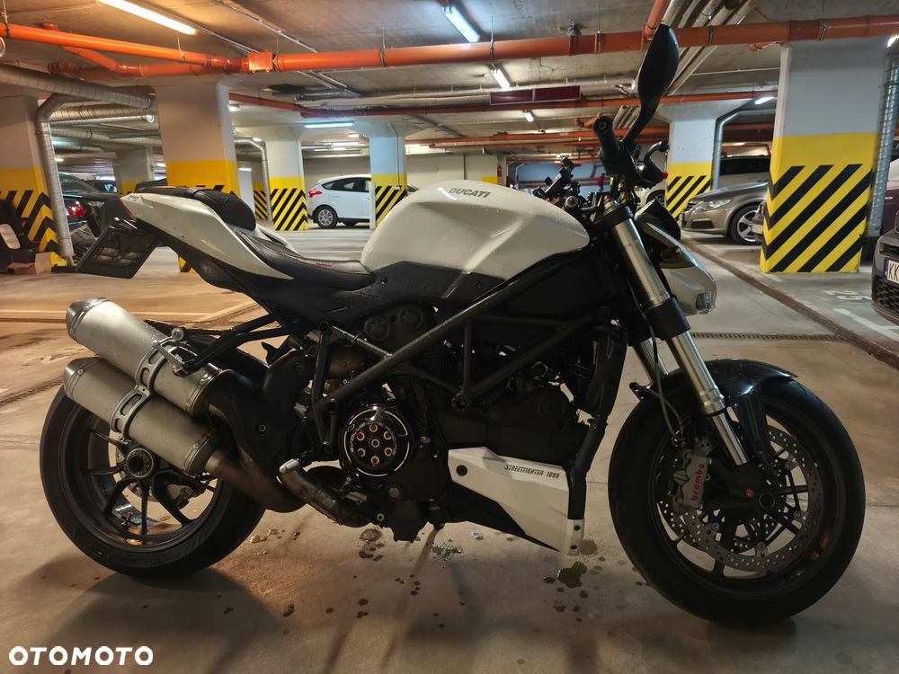 Ducati Streetfighter 1098 - 4