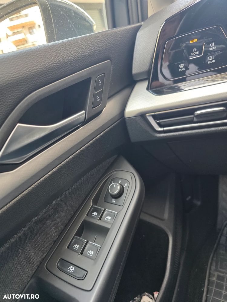 Volkswagen Golf 1.5 eTSI ACT DSG MHEV Life - 26