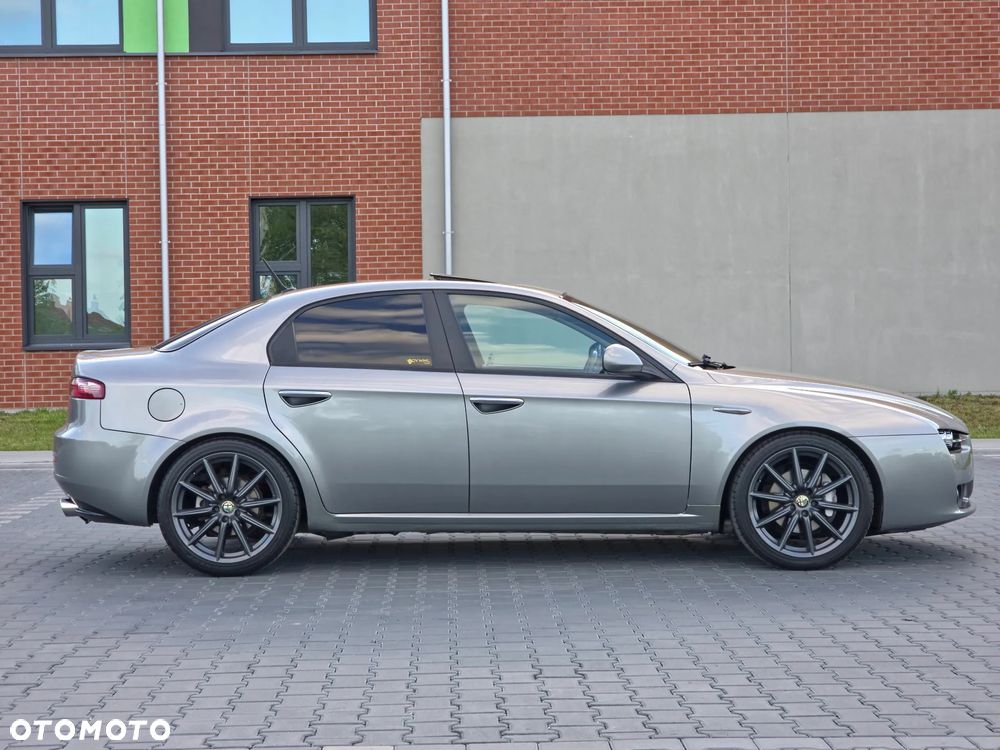 Alfa Romeo 159 - 6