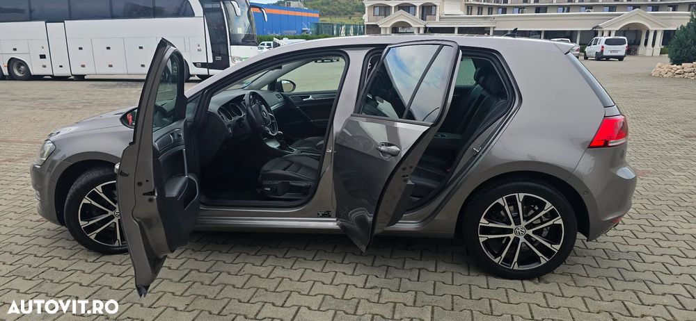 Volkswagen Golf 1.4 TSI ACT BlueMotion Technology DSG Highline - 3