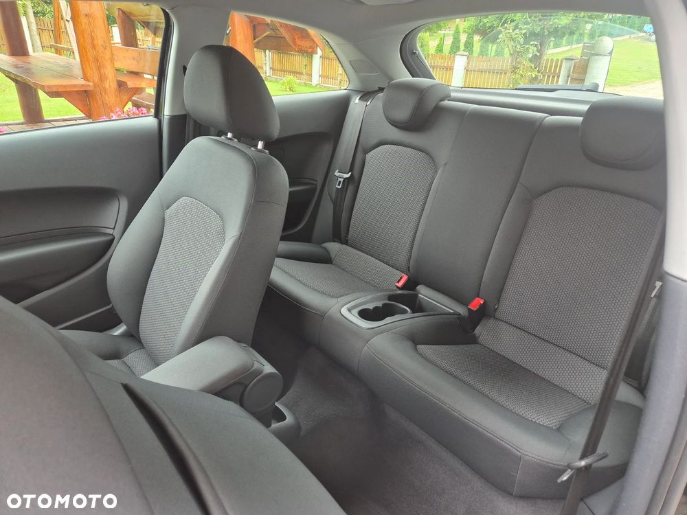 Audi A1 3-drzwiowe 1.2 TFSI admired - 21