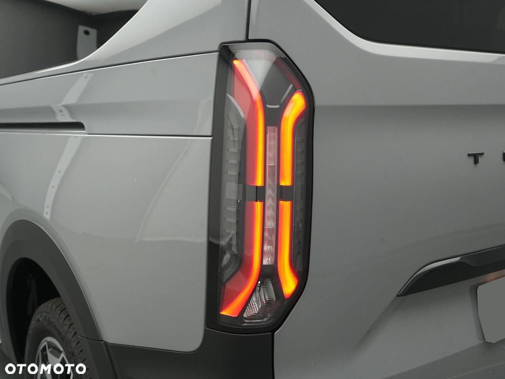 Ford Tourneo Custom 2.0 EcoBlue 320 AWD L2 Active - 27