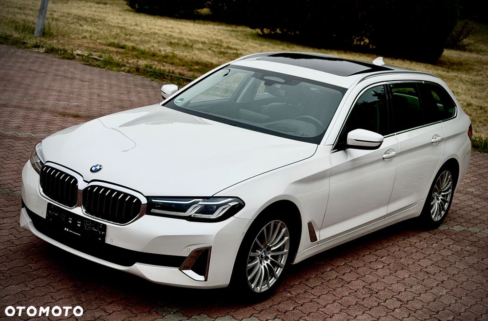 BMW Seria 5 530d xDrive mHEV Luxury Line - 3