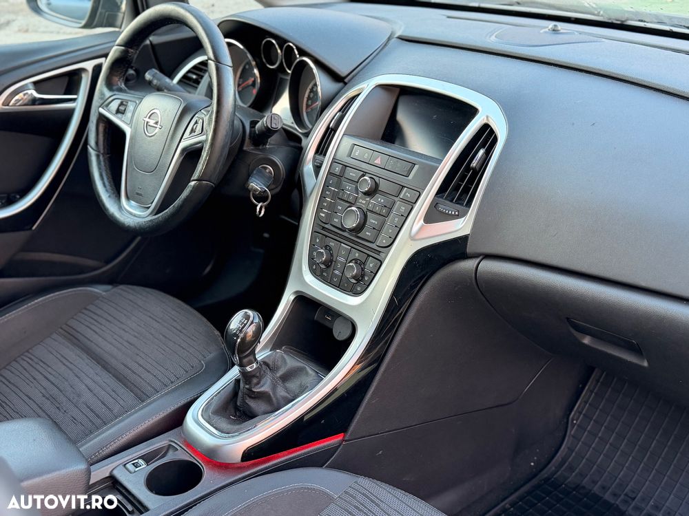 Opel Astra 1.7 CDTI ECOTEC Cosmo - 7