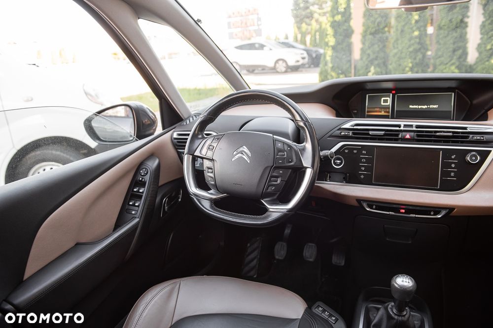 Citroën C4 Grand Picasso - 27