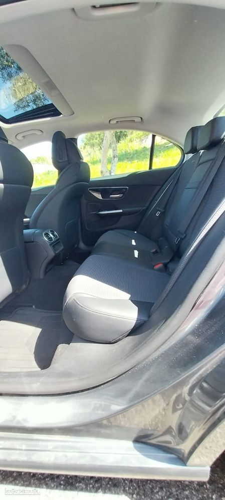 Mercedes-Benz C 220 - 9