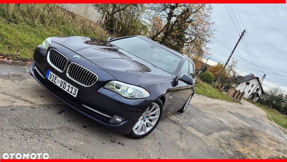 BMW Seria 5 520i Touring Sport-Aut - 1
