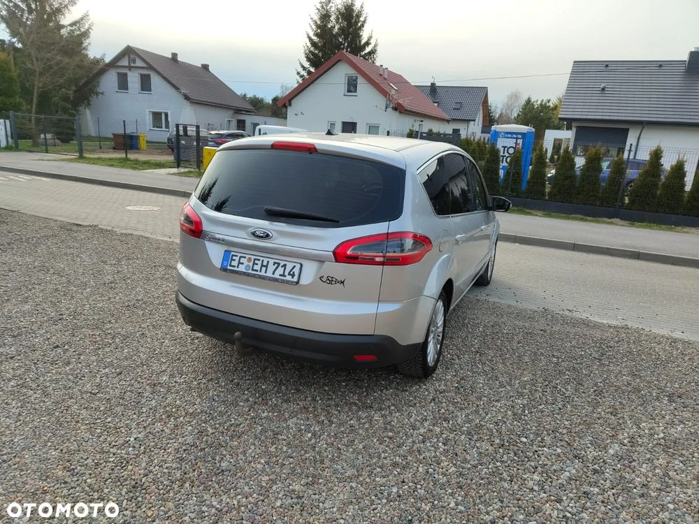 Ford S-Max 2.0 TDCi DPF Champions Edition - 16