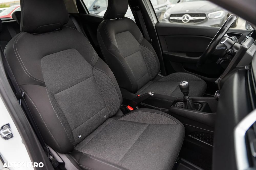 Renault Clio TCe 90 ZEN - 16