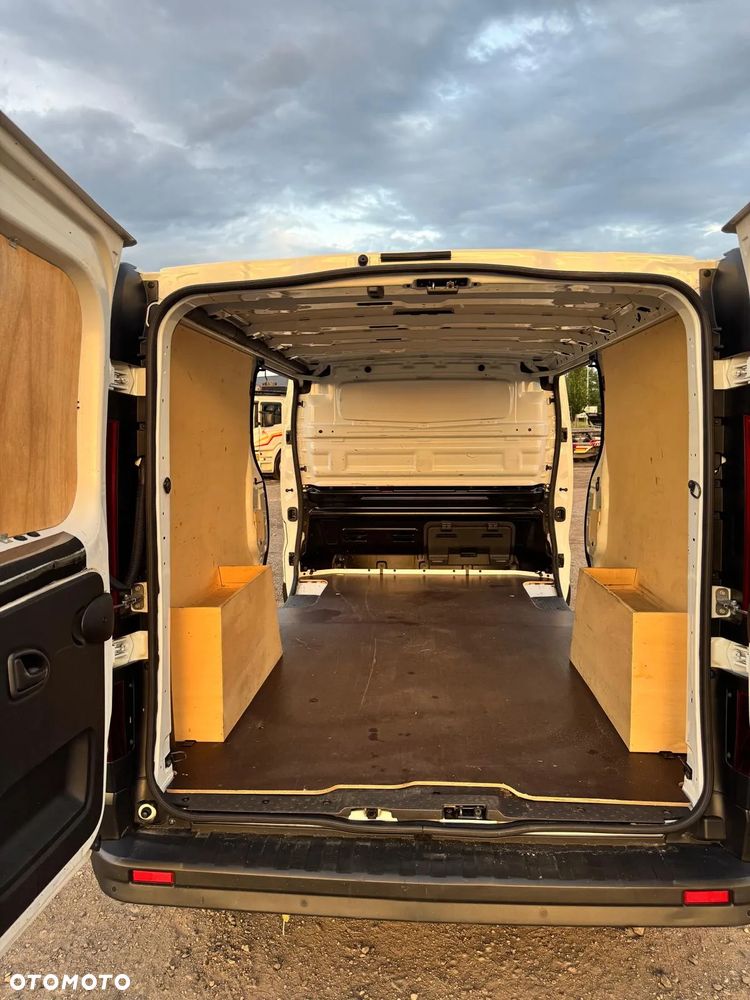 Renault TRAFIC - 9