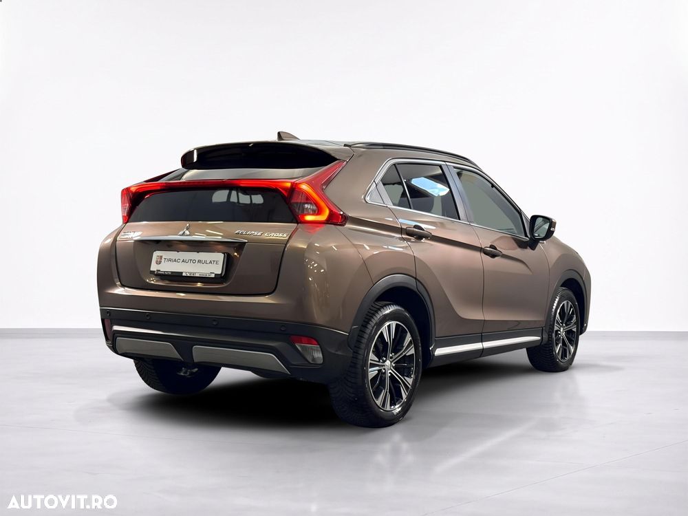 Mitsubishi Eclipse-Cross - 6