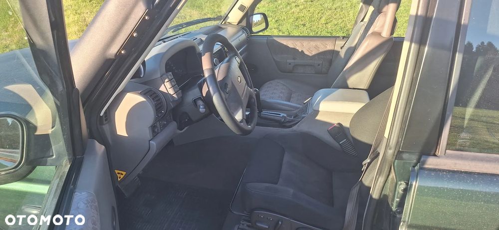 Land Rover Discovery - 12