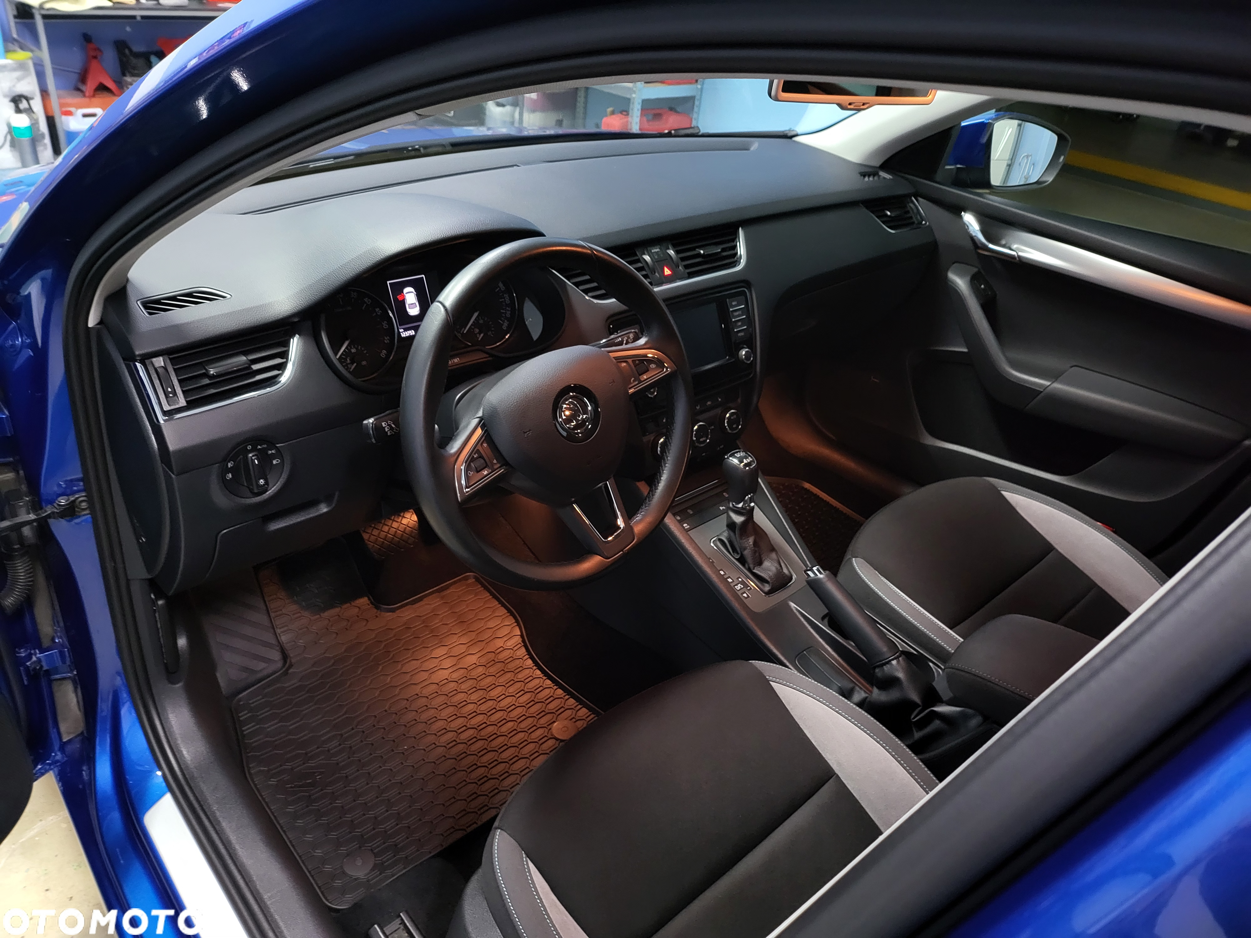 Skoda Octavia 2.0 TDI 4x4 Joy DSG - 10