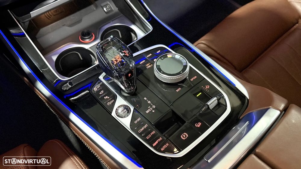 BMW X7 30 d xDrive Pack M - 31