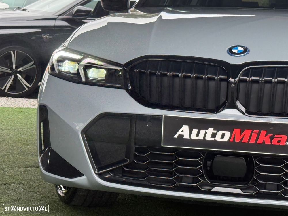 BMW 330 e Pack Desportivo M Auto - 19