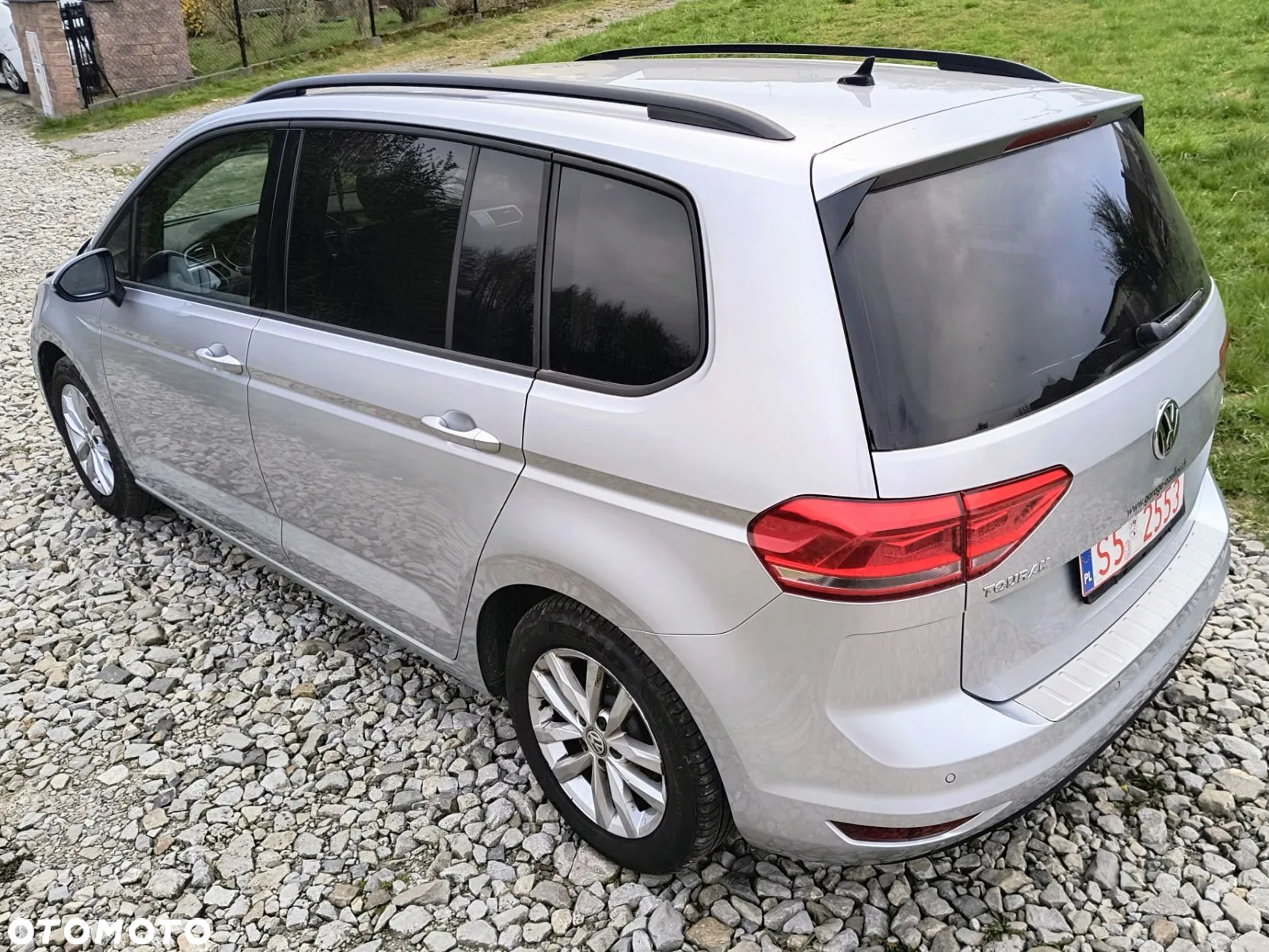 Volkswagen Touran 1.6 TDI SCR (BlueMotion Technology) DSG Trendline - 16